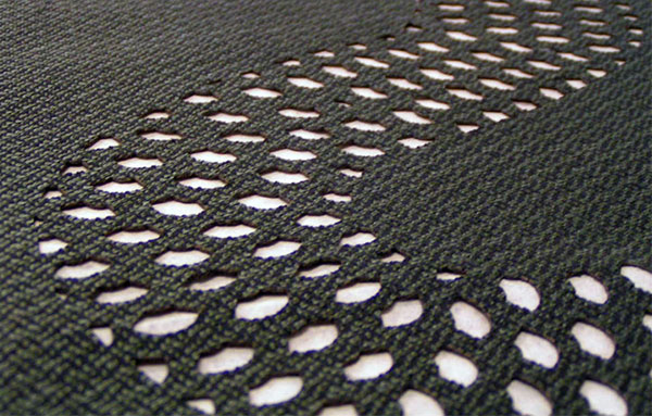 laser-cutting-textile
